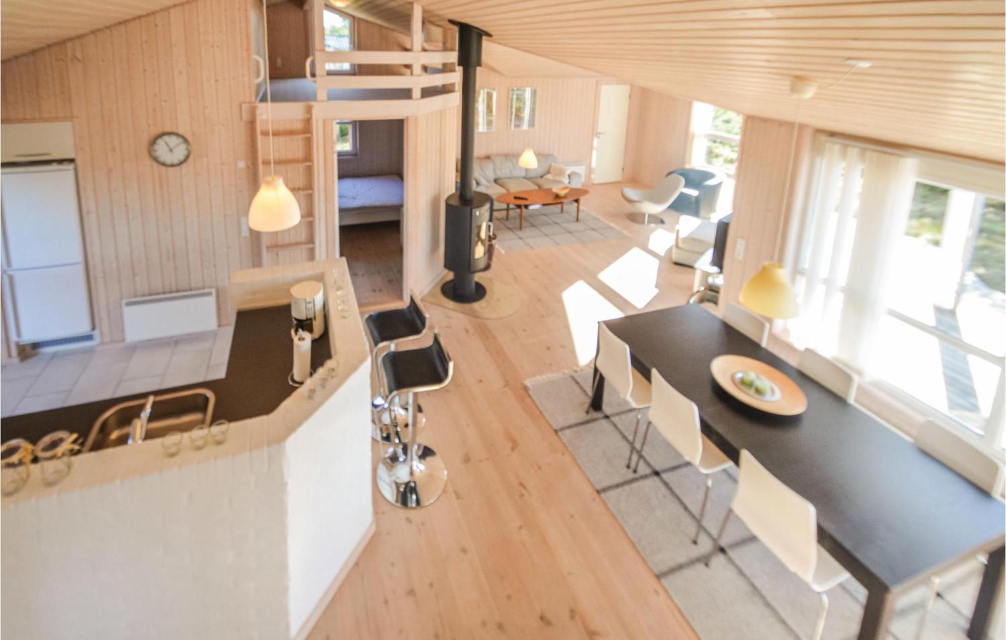 4 Bedroom Pet Friendly Home In Fjerritslev Экстерьер фото